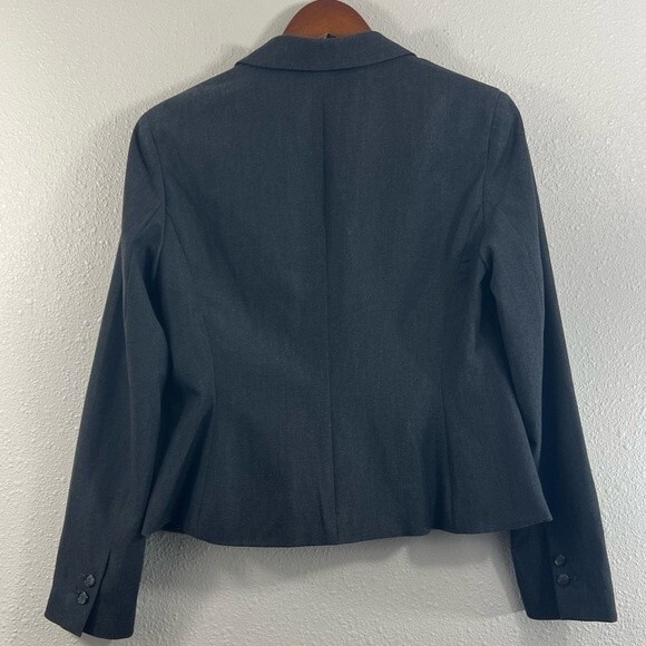 Ann Taylor Single Button Blazer Size 6 - Picture 3 of 9